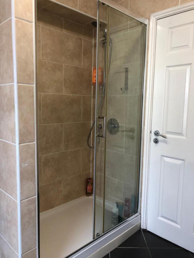 Comfortable Home Away From Home, Town Centre, Free Parking,Multiple Rooms Cheltenham Zewnętrze zdjęcie