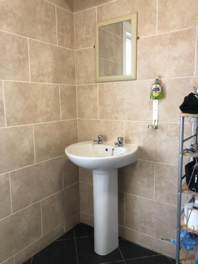 Comfortable Home Away From Home, Town Centre, Free Parking,Multiple Rooms Cheltenham Zewnętrze zdjęcie