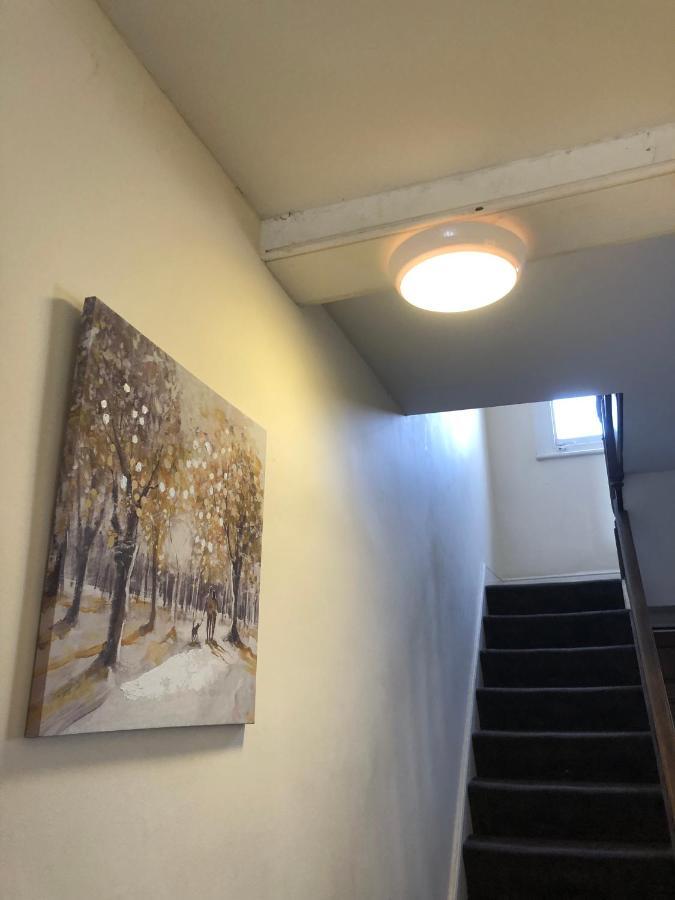 Comfortable Home Away From Home, Town Centre, Free Parking,Multiple Rooms Cheltenham Zewnętrze zdjęcie