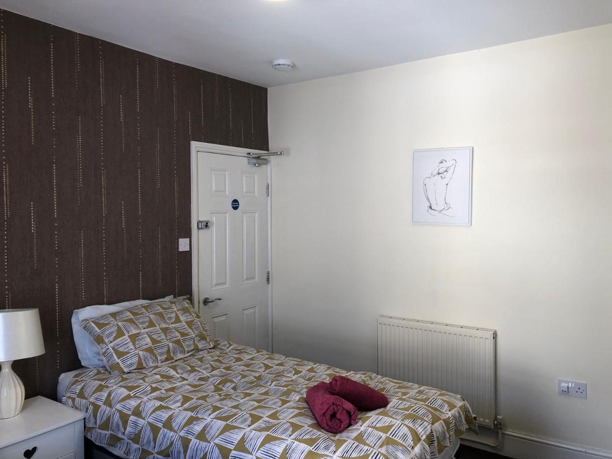 Comfortable Home Away From Home, Town Centre, Free Parking,Multiple Rooms Cheltenham Zewnętrze zdjęcie